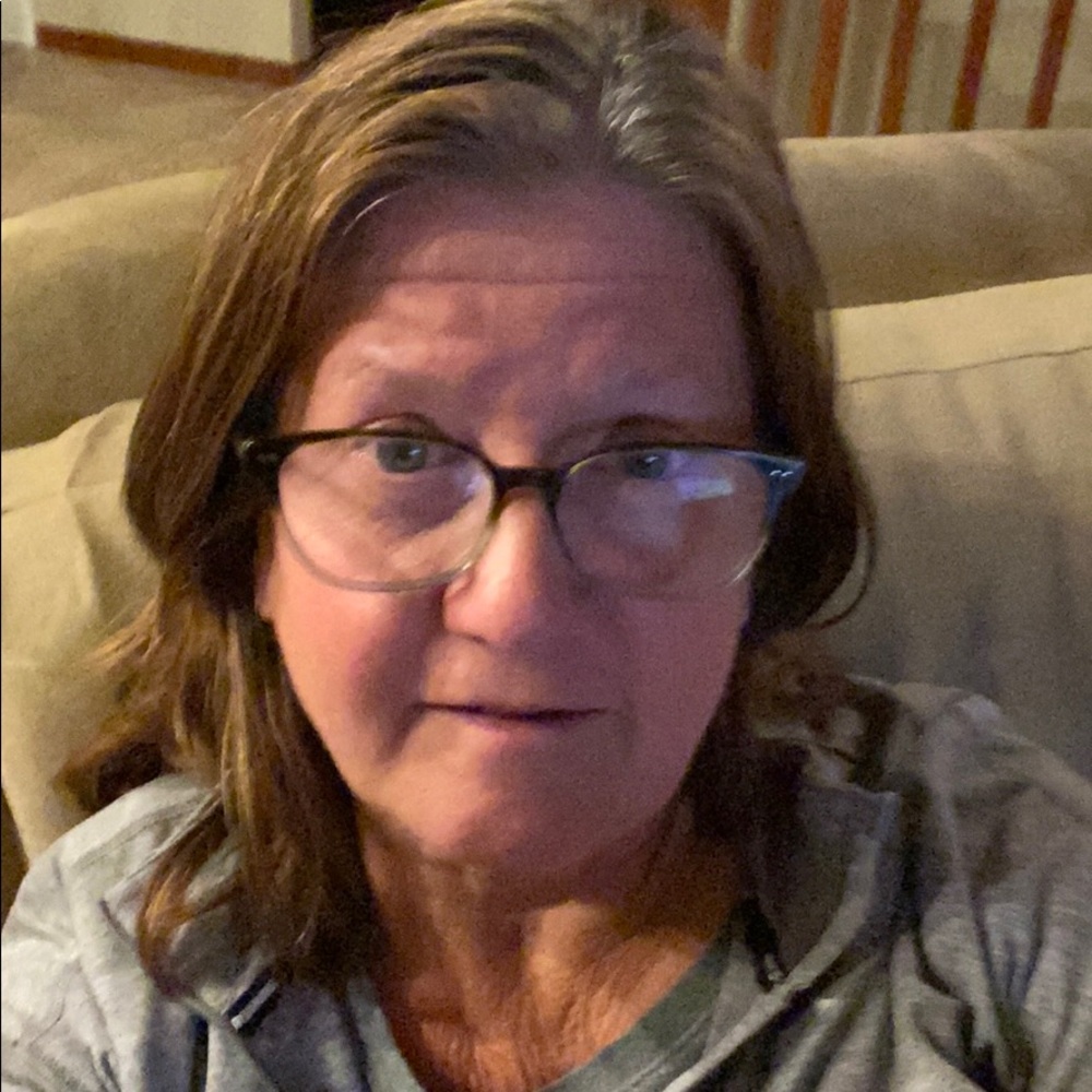 Meet your Posher, Deb